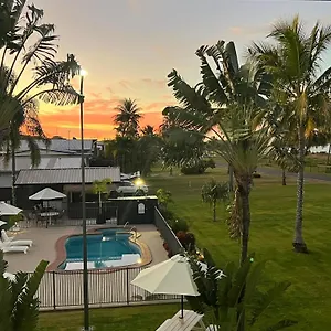 *** Aparthotel Kinka Palms Australia