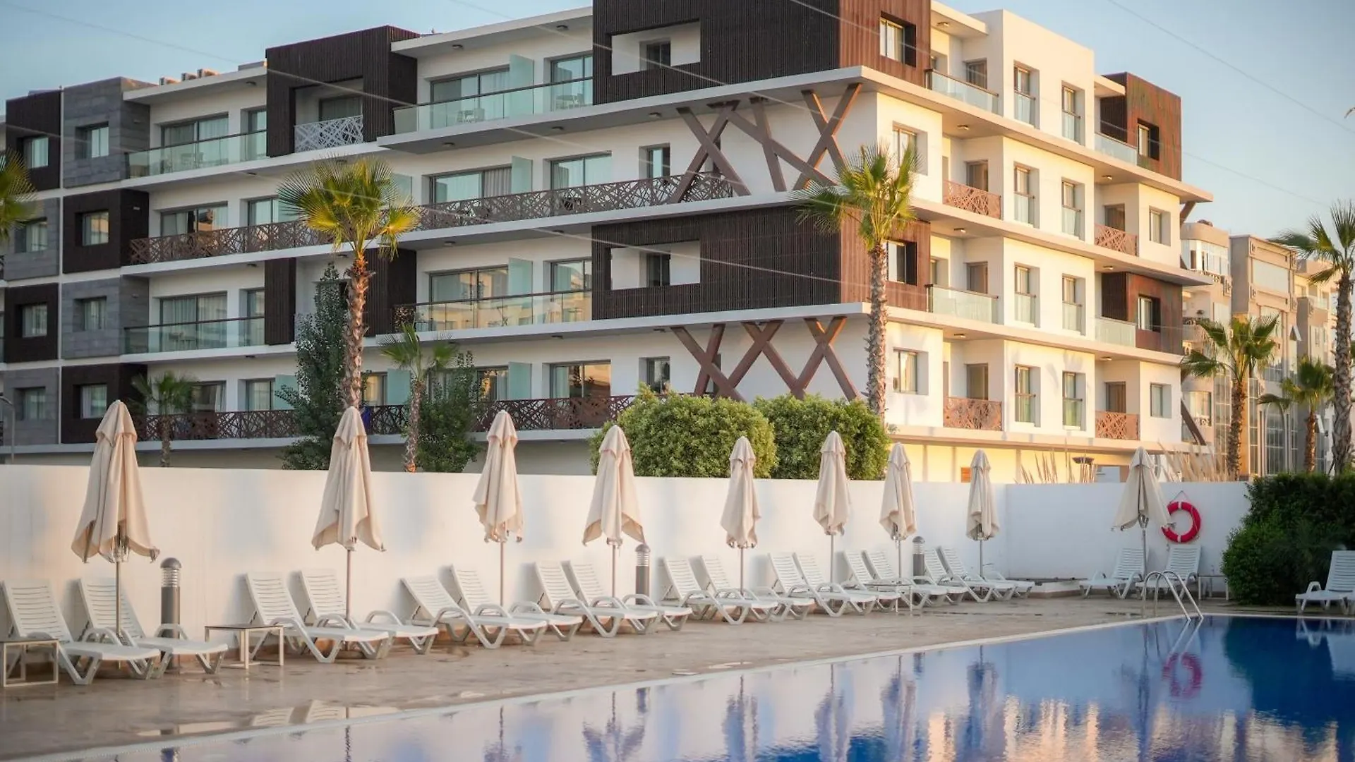 Zephyr Agadir Hotel
